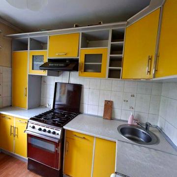 Оренда двохкімнатної квартири з індивідуальним,вул.Коновальця.
