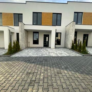 Продаж 2 поверхового таунхауса Озерна Дивокрай