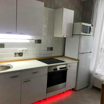 Сдам 1 кімнатну квартиру ЖК Варшавський, Кристеров, 20.