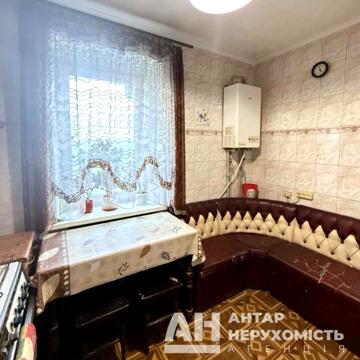 10-та Лінія вул., 55