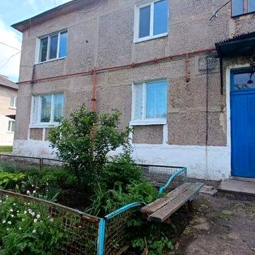 Продам 2х кімн.квартиру з роздільними кімнатами в центрі Аул!
