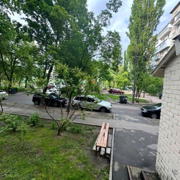 Зодчих вул., 30
