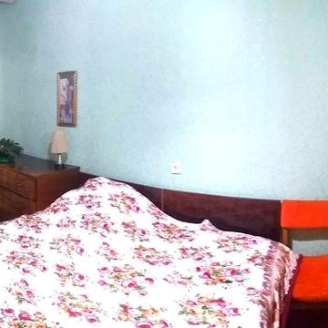 Без комісії здається 2-кімнатна Шептицького, 24В
