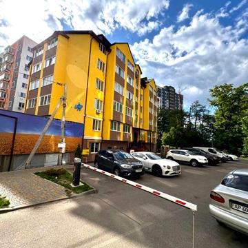 Продаю 1к з ремонтом в гарному районі ЖК Академквартал
