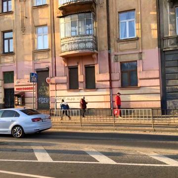 Академіка Андрія Сахарова вул., 8