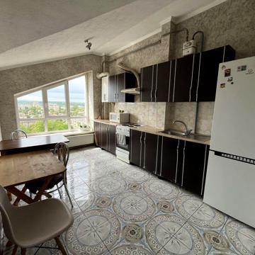 Продається 2к-квартира.59м.Хотинська 12.Мансарда.Ремонт.Меблі.Центр ЖК Ярковиця