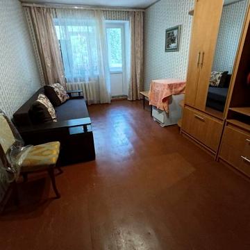 З технікою і  меблями 1кімн квартира