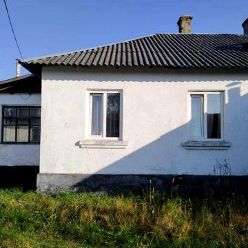 Продам будинок Овруч (смт.Першотравневе )Жит обл.198 км від м.Києва