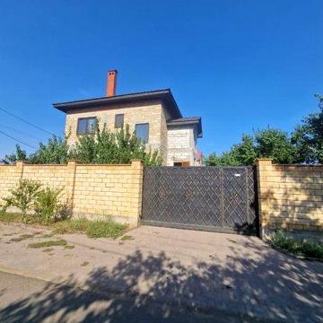Продам свой новый дом пгт.Хлебодарское