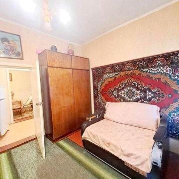 Куренівка, Фруктова 31 Оренда 2к будинку, свій двір, паркомісце!