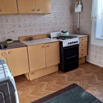 Здам однокімнатну в Тяжилові((Левка Лук‘яненка)