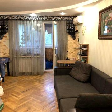 Здам  3 кім кв. Відрадний 12
