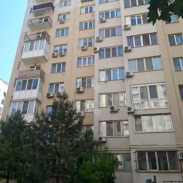 Довгострокова оренда 1к Квартира Якова Бреуса (Лагерна) вулиця