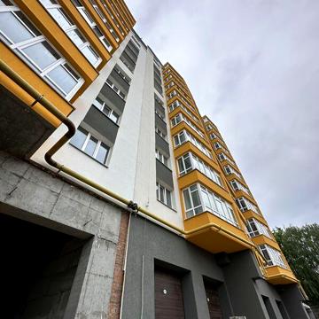 Продаж 1к Квартира Степана Бандери вулиця
