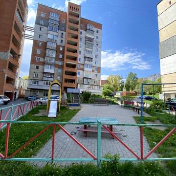 Лікарняна вул., 3/1