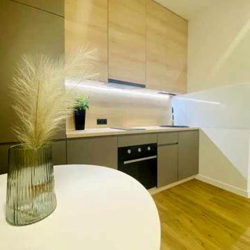 Продам 1-к кв. 37 м2  Центр, Центральный рынок, Новострой ЖК Надия