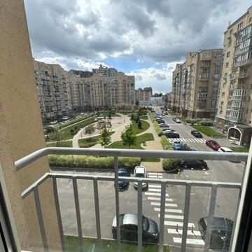 Продам 3кімнатну в ЖК Кришталеві джерела 4 поверх. ЖК Кришталеві Джерела
