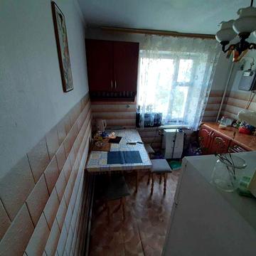 2-кімнатна квартира з гаражем та підвалом