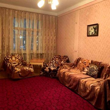 Здам 2 кімнатну на Гоголя 3030