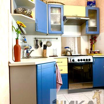 Автозаводська, 40