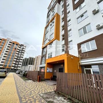 Одеська вул., 25-Б