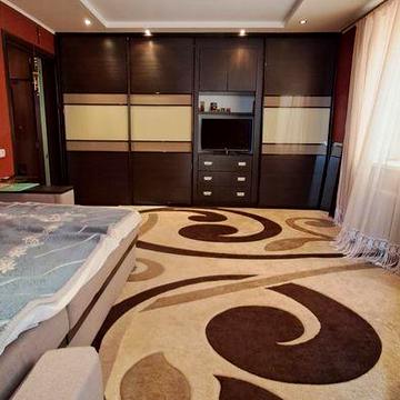 Продам 1 кім.чешку з меблями та технікою в центрі міста