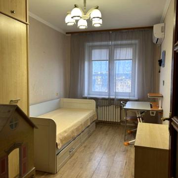 Степана Рудницького вул. (Шолохова), 15