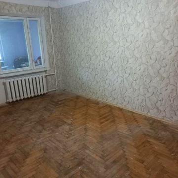 Продам 1 к квартиру, 1/5, Сытова с балконом