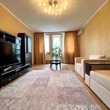 Оренда 1к квартири 57м2 Голосіївська 13, Печерськ 10хв