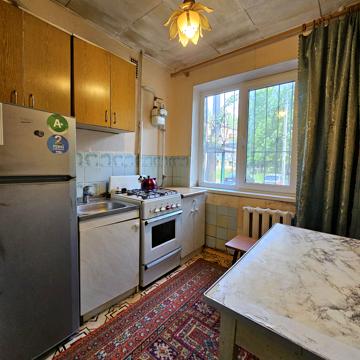Університетський просп. (Гагаріна), 71