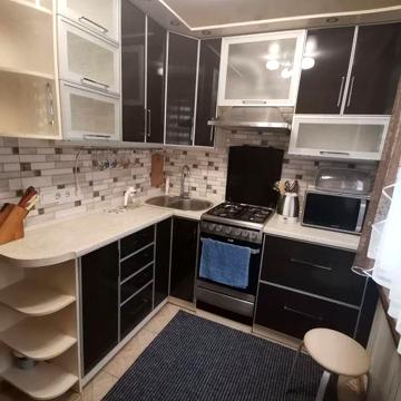 Сдам 2х комнатную квартиру на Титова с ремонтом