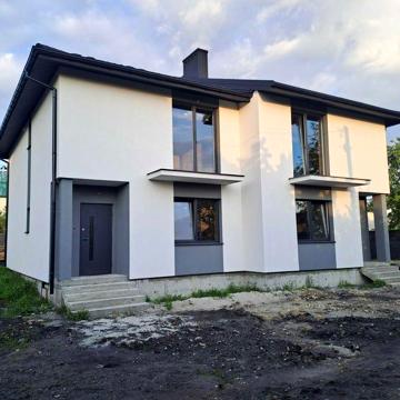 Затишний котедж 130 м² у с.Суховоля по вул.Коновальця, 3,5 сотки землі