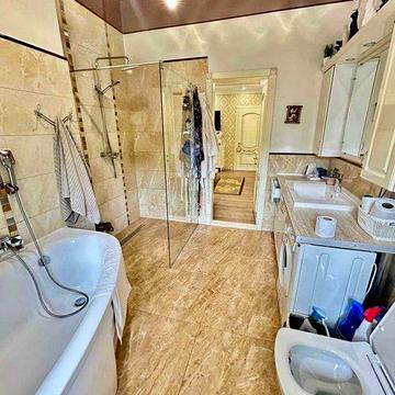 Продаж 2х в Центрі