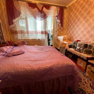 Луї Пастера вул., 318