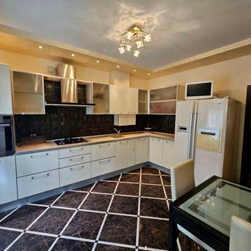Оренда 3 кім. квартири по вул. Кравчука