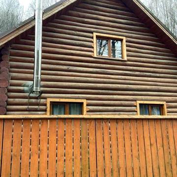 Зрубний деревяний будинок в Шаяні, вул. Центральна