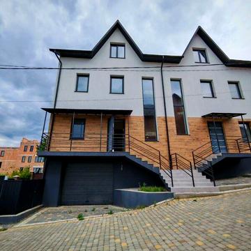 Продаж 4к Квартира Коцюбинського вулиця