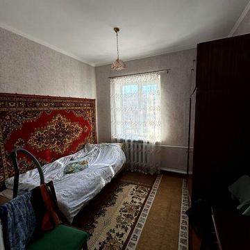 Продаж 4к Дім Лугова вулиця