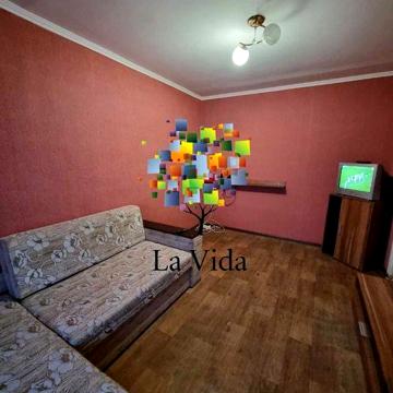 Продам 1-к квартира в хорошому стані, вул. Остафія Дашкевича, 6-б