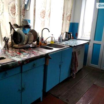 Продаж 3к Дім Миру вулиця