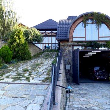 Продаж 1 поверхового будинку , 400 кв. м, 5 кімнат