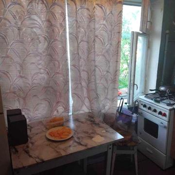 Продаж 1к квартири вул. Дашкевича (Курнатовського) - Воскресенка