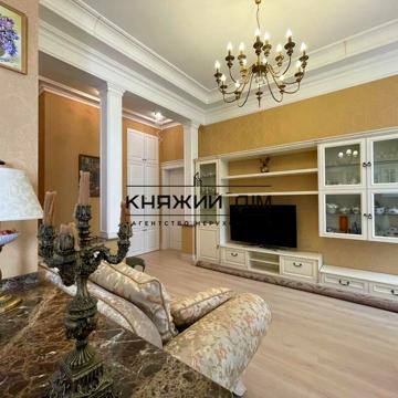 Антоновича вул. (Горького), 8
