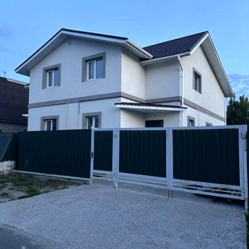 Продаж будинку-дуплексу. Центр Калинівки