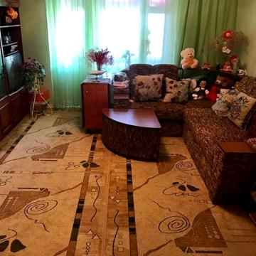 Продаж 3-кімнатна квартира на Школьному