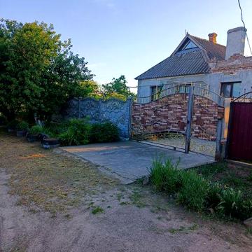 Дом в Марганце , пос. Новоселовка.