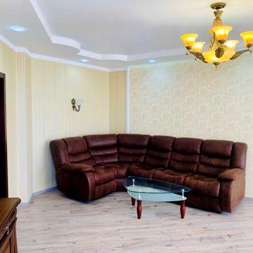 Дарницький Позняки вул. Ревуцького,9 Харьківський  Продаж  82кв.м.