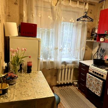 Антона Головатого вул., 4а