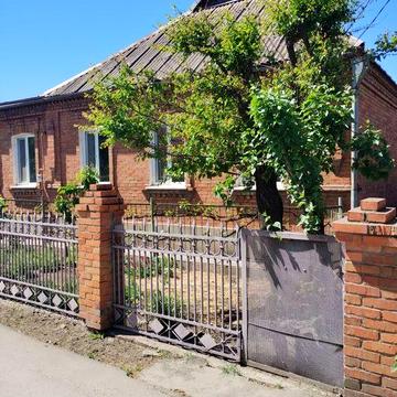 Дом 11на10 Пл.Освобождения,ул Чемпионов,Централно-Городской район.