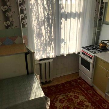 Оренда 2к. квартири, Руські ф-ки, район маркету "Булка"